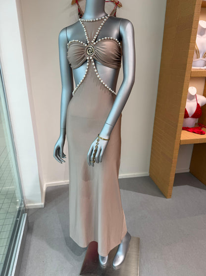 Long dress with perls