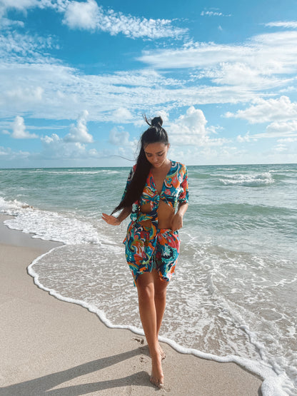 MODELO LUCIENDO SET DE TOP Y SHORT IDEAL VERANO